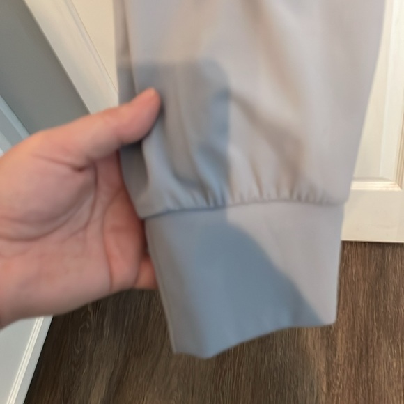 Athletica salutation jogger size small light grey blue super soft - Picture 4 of 11